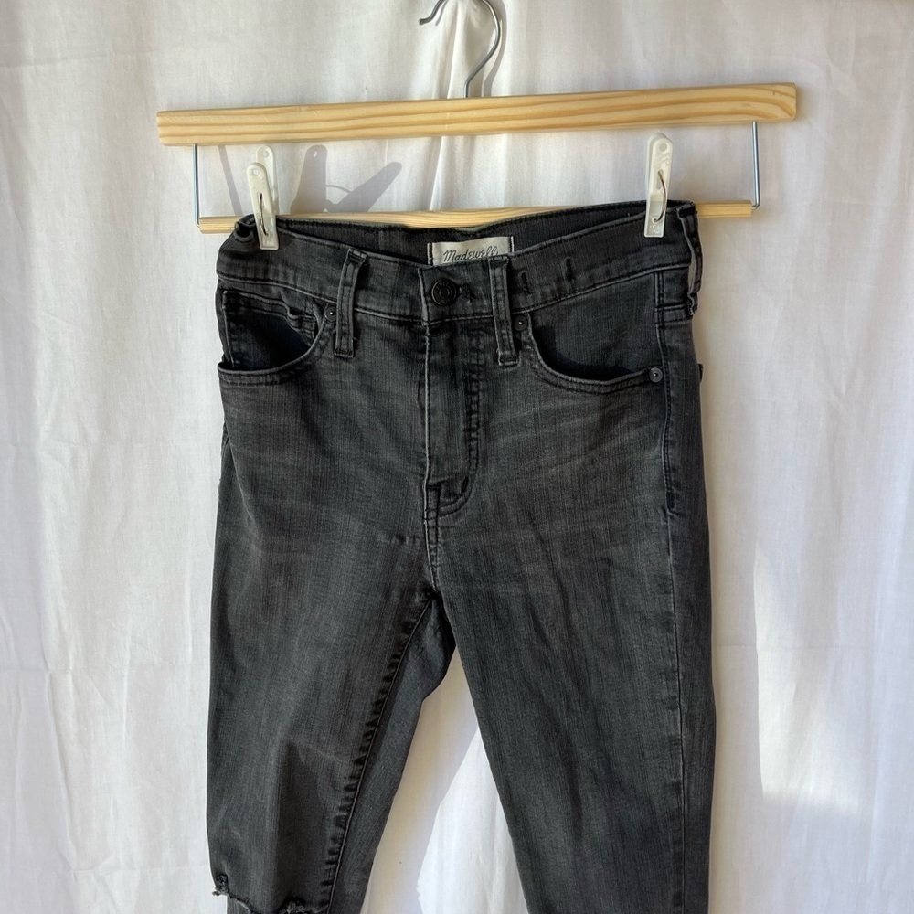 Madewell 9” Mid Rise Skinny Jeans in Black - Picture 15 of 16